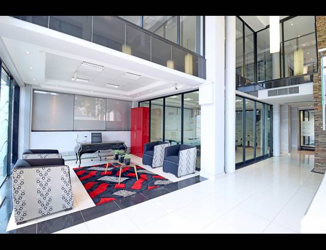 540M² OFFICE TO LET IN PARKMORE
